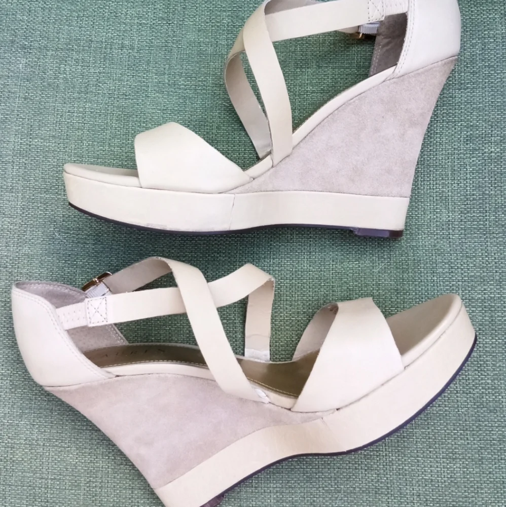 Lauren Ralph Lauren Leather Strappy Wedge Sandal Size 8.5.